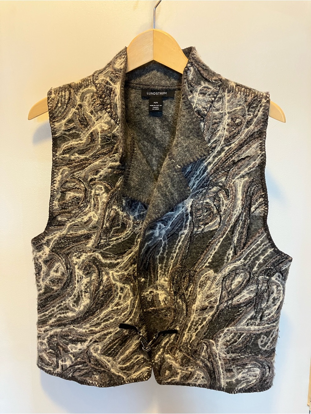 Lundström Women's Gray & White Patterned Wool Blend Vest